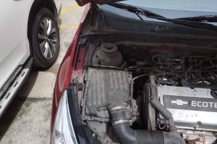 Used Chevrolet Malibu 2014 1.6T Automatic Comfort Edition Engine Bay Right