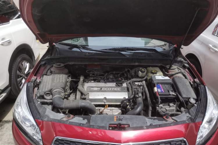 Used Chevrolet Malibu 2014 1.6T Automatic Comfort Edition Engine Bay