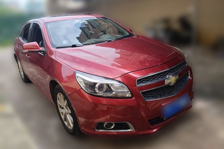 Used Chevrolet Malibu 2014 2.0L Automatic Luxury Edition Front Right 45 Deg