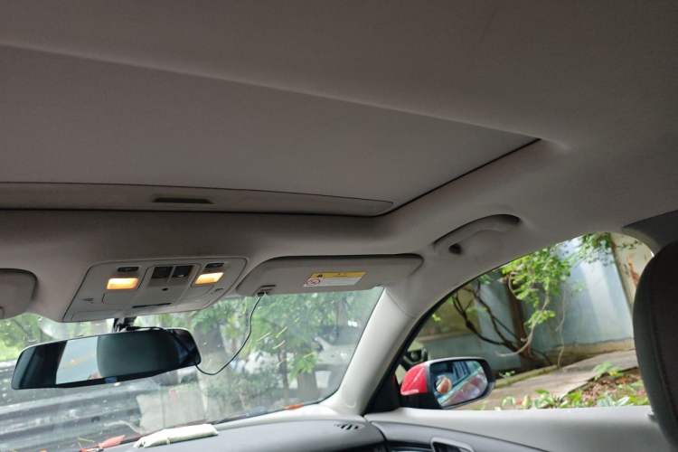 Used Chevrolet Malibu 2014 2.0L Automatic Luxury Edition Headliner