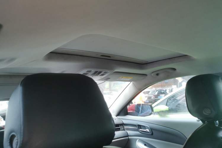Used Chevrolet Malibu 2014 2.0L Automatic Luxury Edition Headliner