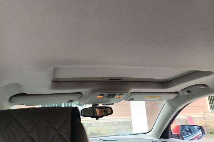 Used Chevrolet Malibu 2014 2.0L Automatic Luxury Edition Headliner