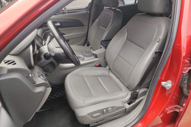 Used Chevrolet Malibu 2014 2.0L Automatic Luxury Edition Left Front Seat