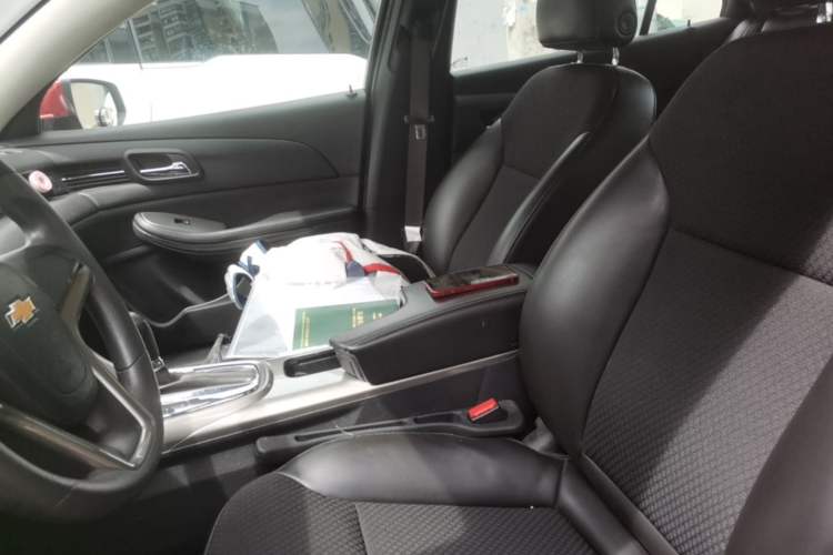 Used Chevrolet Malibu 2014 1.6T Automatic Comfort Edition Left Front Seat