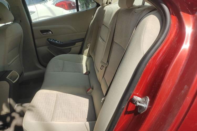 Used Chevrolet Malibu 2014 2.0L Automatic Comfort Edition Left Rear Seat