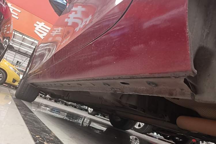 Used Chevrolet Malibu 2014 2.0L Automatic Luxury Edition Left Side Sill