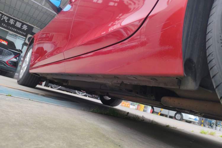 Used Chevrolet Malibu 2014 2.0L Automatic Luxury Edition Left Side Sill