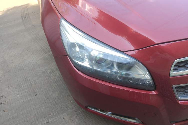 Used Chevrolet Malibu 2014 1.6T Automatic Comfort Edition Right Front Headlight