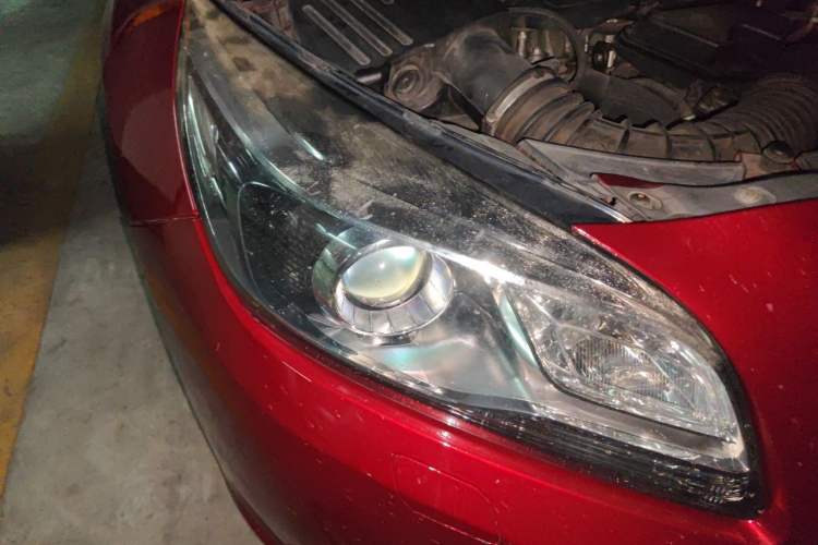 Used Chevrolet Malibu 2014 2.0L Automatic Luxury Edition Right Front Headlight
