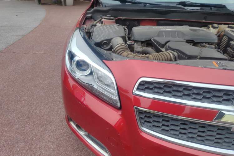 Used Chevrolet Malibu 2014 2.4L Automatic Luxury Edition Right Front Headlight