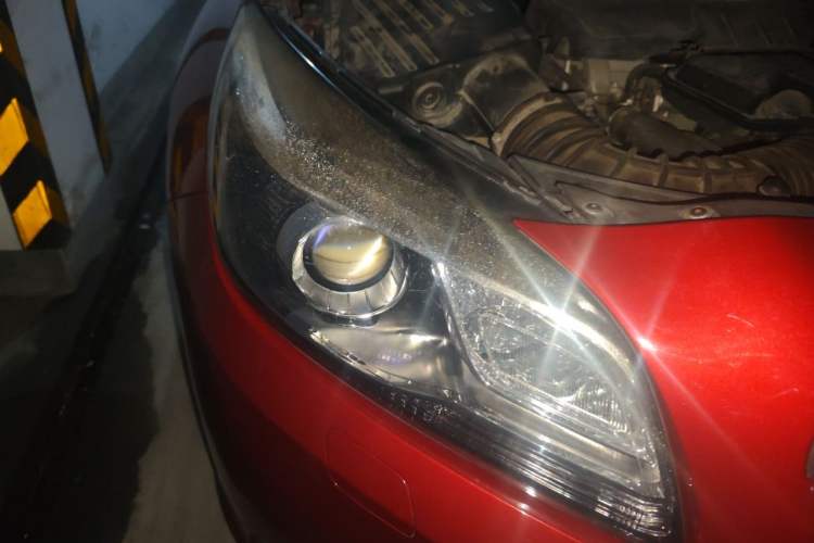 Used Chevrolet Malibu 2014 2.0L Automatic Luxury Edition Right Front Headlight