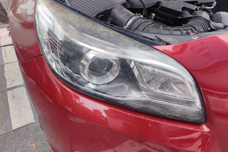 Used Chevrolet Malibu 2014 2.0L Automatic Luxury Edition Right Front Headlight