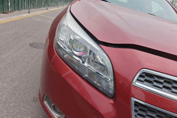Used Chevrolet Malibu 2014 2.0L Automatic Comfort Edition Right Front Headlight