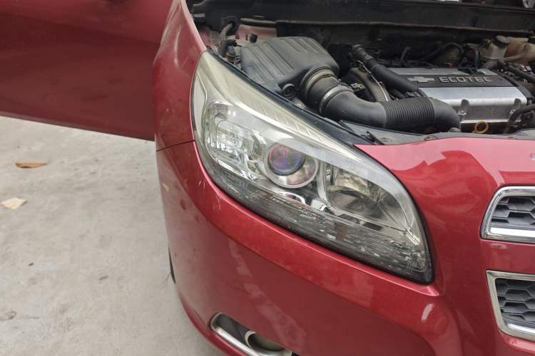 Used Chevrolet Malibu 2014 1.6T Automatic Comfort Edition Right Front Headlight