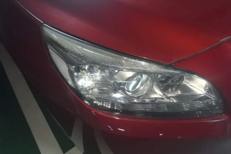 Used Chevrolet Malibu 2014 2.0L Automatic Comfort Edition Right Front Headlight