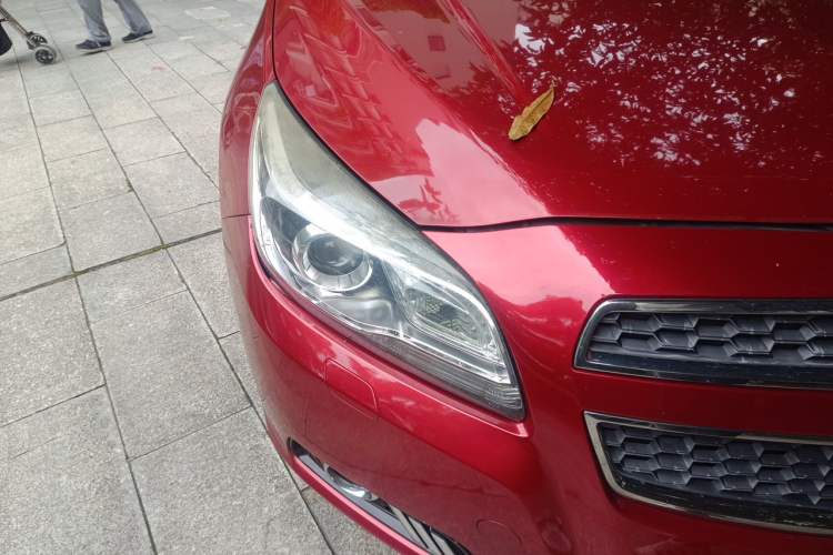 Used Chevrolet Malibu 2014 2.4L Automatic Luxury Edition Right Front Headlight