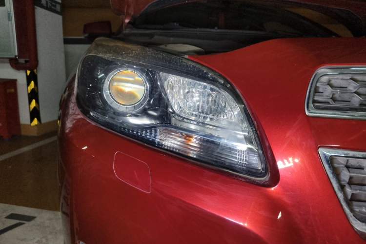 Used Chevrolet Malibu 2014 2.0L Automatic Luxury Edition Right Front Headlight