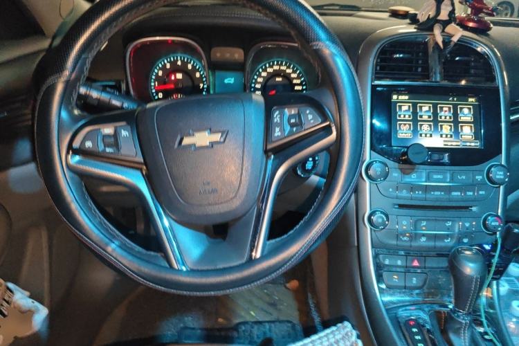 Used Chevrolet Malibu 2014 2.0L Automatic Luxury Edition Steering Wheel