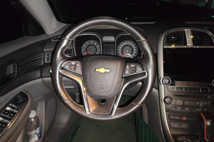 Used Chevrolet Malibu 2014 2.0L Automatic Luxury Edition Steering Wheel