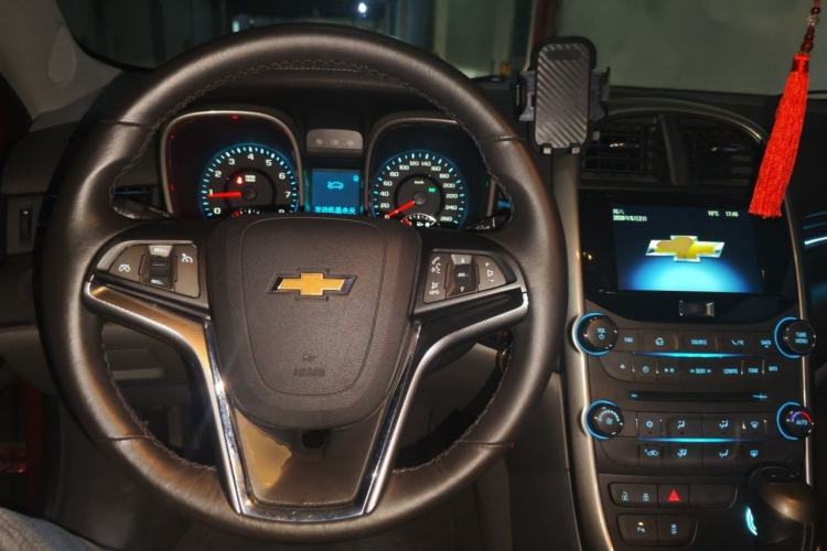 Used Chevrolet Malibu 2014 2.0L Automatic Luxury Edition Steering Wheel