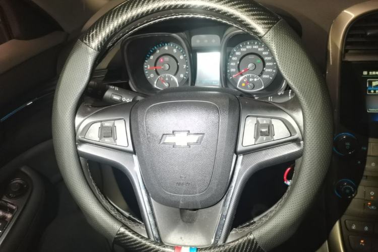 Used Chevrolet Malibu 2014 2.4L Automatic Luxury Edition Steering Wheel
