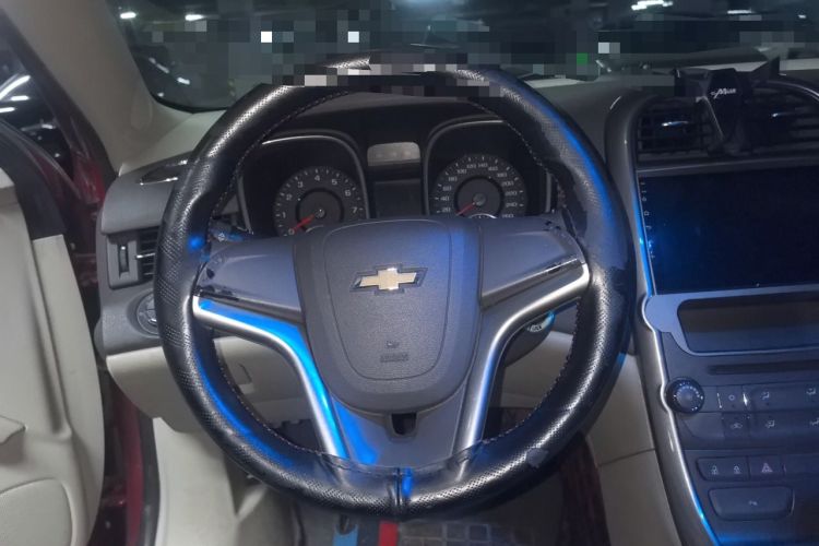 Used Chevrolet Malibu 2014 2.0L Automatic Comfort Edition Steering Wheel