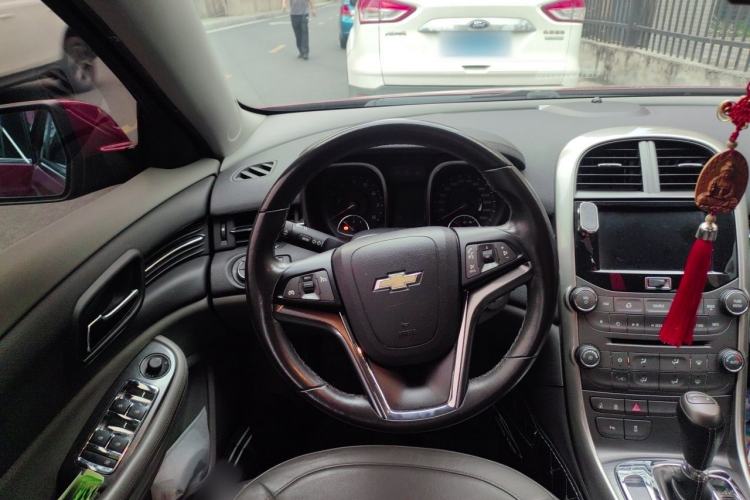Used Chevrolet Malibu 2014 2.0L Automatic Luxury Edition Steering Wheel