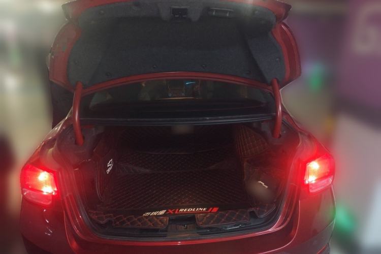 Used Chevrolet Malibu 2014 2.0L Automatic Luxury Edition Trunk
