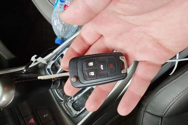 Used Chevrolet Malibu 2014 2.0L Automatic Luxury Edition Vehicle Key