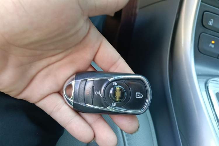 Used Chevrolet Malibu 2014 2.0L Automatic Luxury Edition Vehicle Key