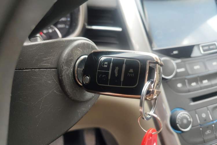 Used Chevrolet Malibu 2014 2.0L Automatic Comfort Edition Vehicle Key