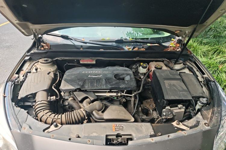 Used Chevrolet Malibu 2014 2.0L Automatic Luxury Edition Engine Bay