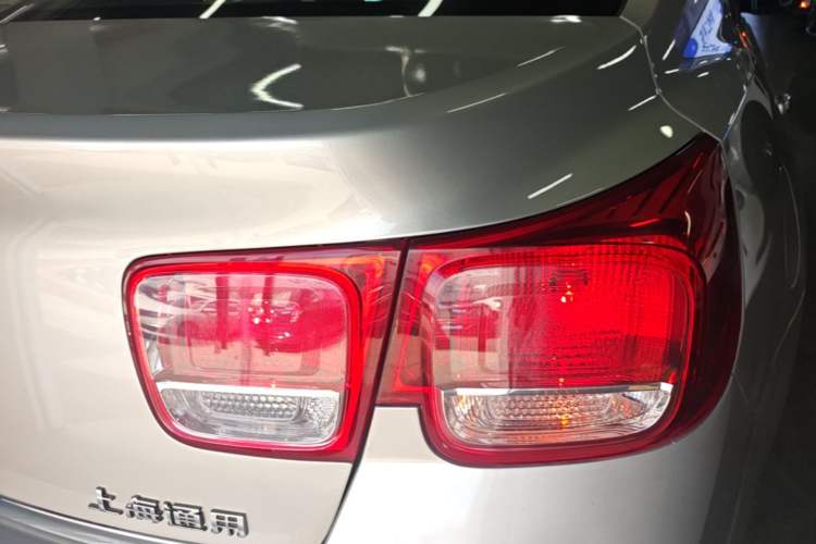 Used Chevrolet Malibu 2014 2.0L Automatic Luxury Edition Exterior 3