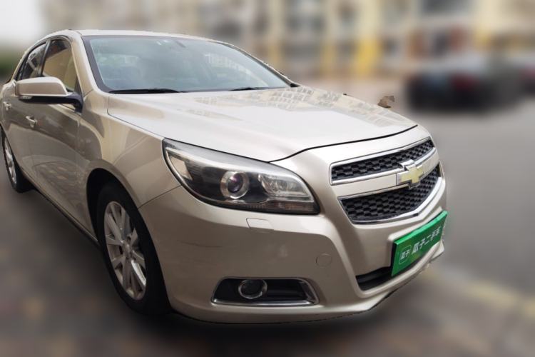 Used Chevrolet Malibu 2014 2.0L Automatic Luxury Edition Front Right 45 Deg