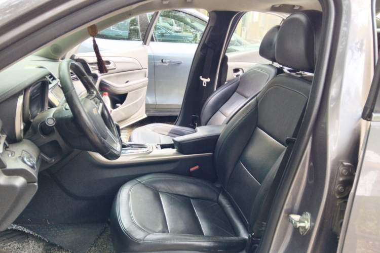 Used Chevrolet Malibu 2014 2.4L Automatic Luxury Edition Left Front Seat