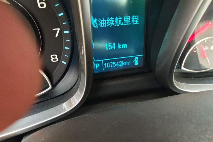 Used Chevrolet Malibu 2014 2.0L Automatic Luxury Edition Odometer Close Up