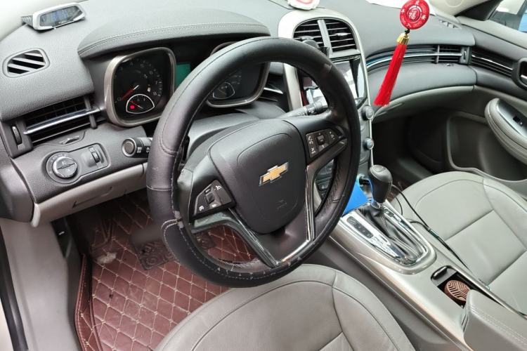 Used Chevrolet Malibu 2014 2.0L Automatic Luxury Edition Steering Wheel
