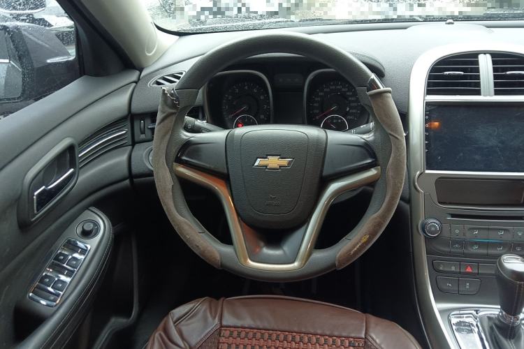 Used Chevrolet Malibu 2014 1.6T Automatic Comfort Edition Steering Wheel