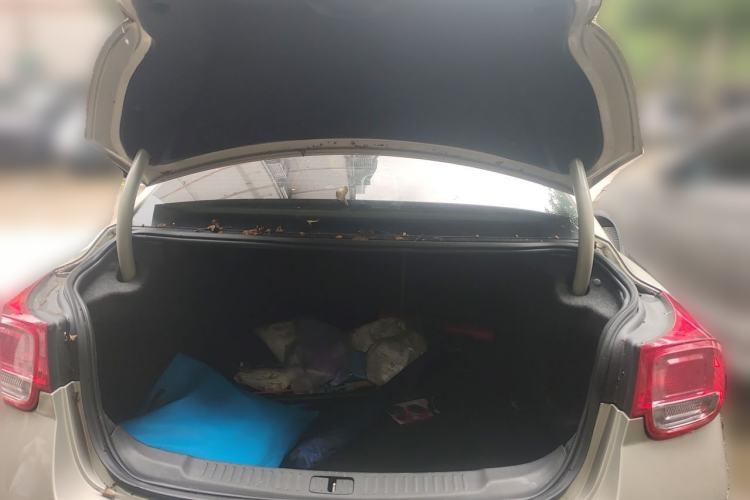 Used Chevrolet Malibu 2014 2.0L Automatic Luxury Edition Trunk