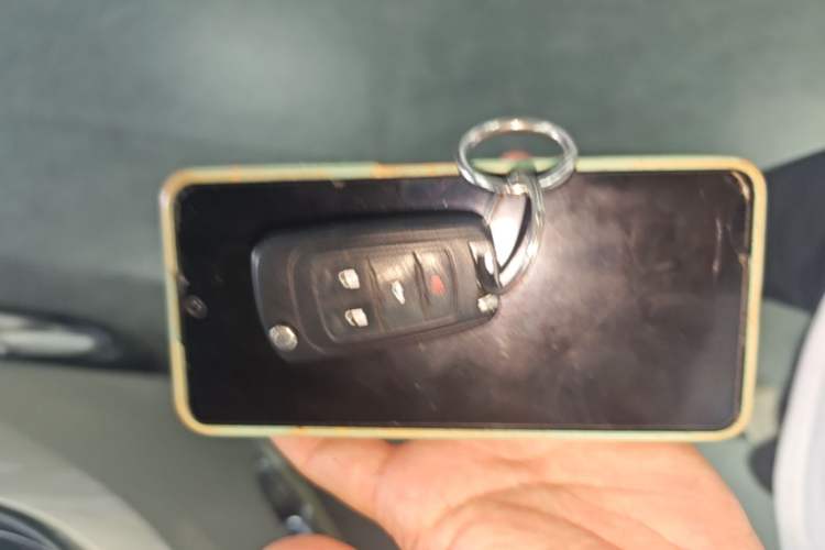 Used Chevrolet Malibu 2014 2.0L Automatic Luxury Edition Vehicle Key