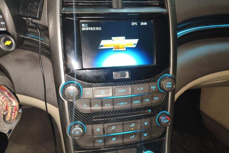Used Chevrolet Malibu 2014 2.0L Automatic Luxury Edition Audio And AC Panel