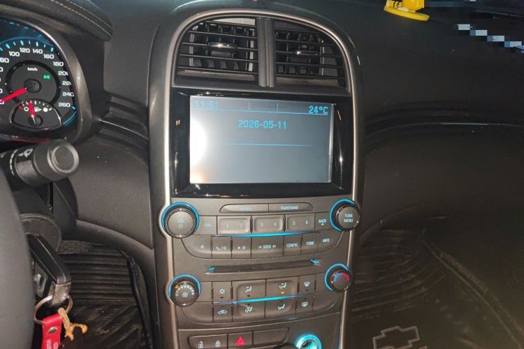 Used Chevrolet Malibu 2014 1.6T Automatic Comfort Edition Audio And AC Panel