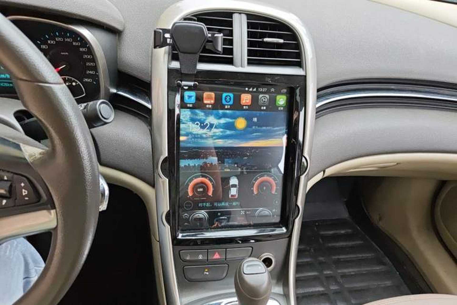 Used Chevrolet Malibu 2014 2.0L Automatic Comfort Edition Audio And AC Panel