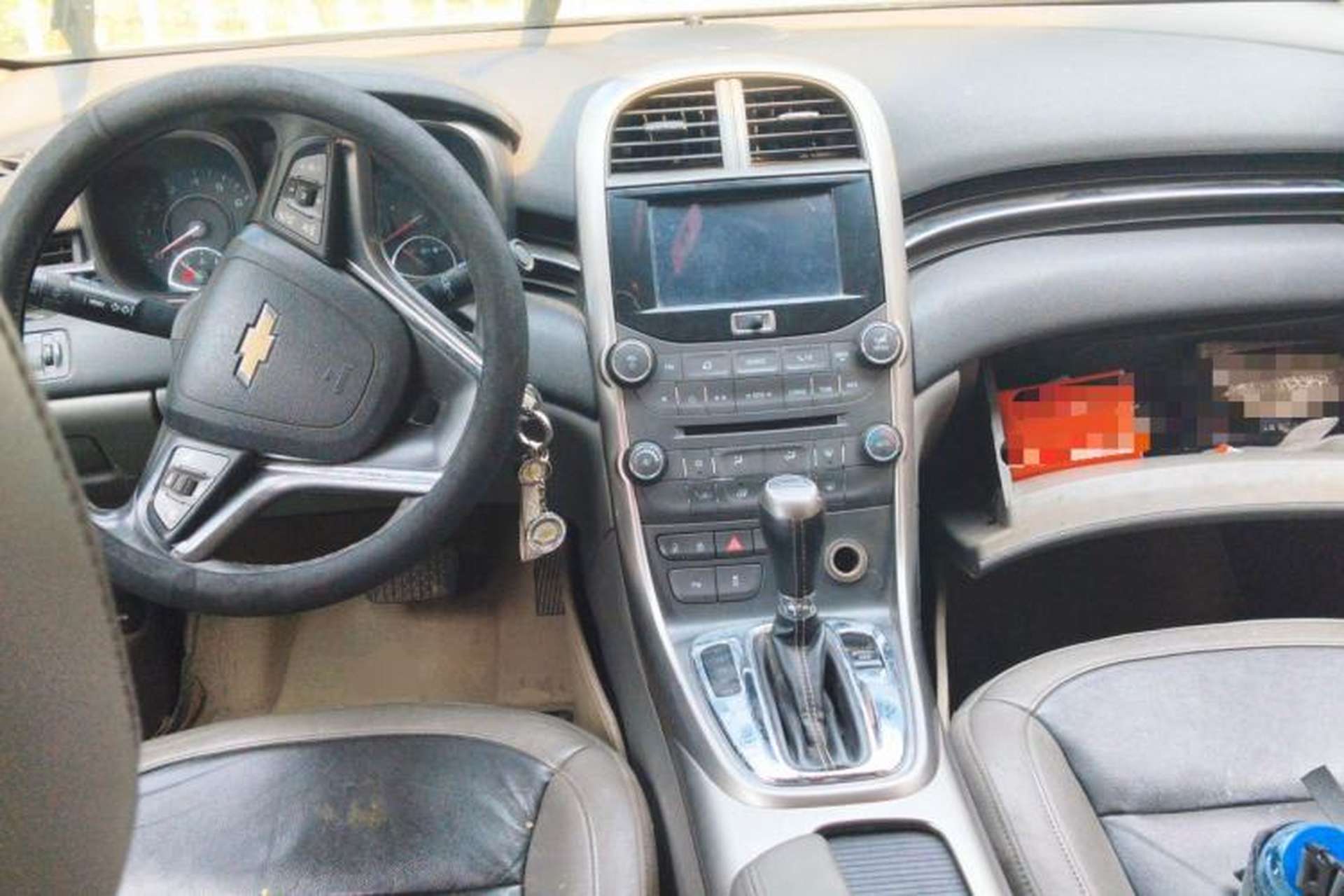 Used Chevrolet Malibu 2014 2.0L Automatic Luxury Edition Center Console