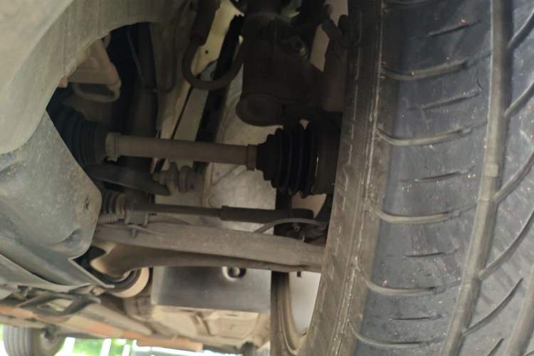 Used Chevrolet Malibu 2014 2.0L Automatic Comfort Edition Chassis Front Left