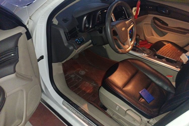 Used Chevrolet Malibu 2014 2.0L Automatic Comfort Edition Driver Seat
