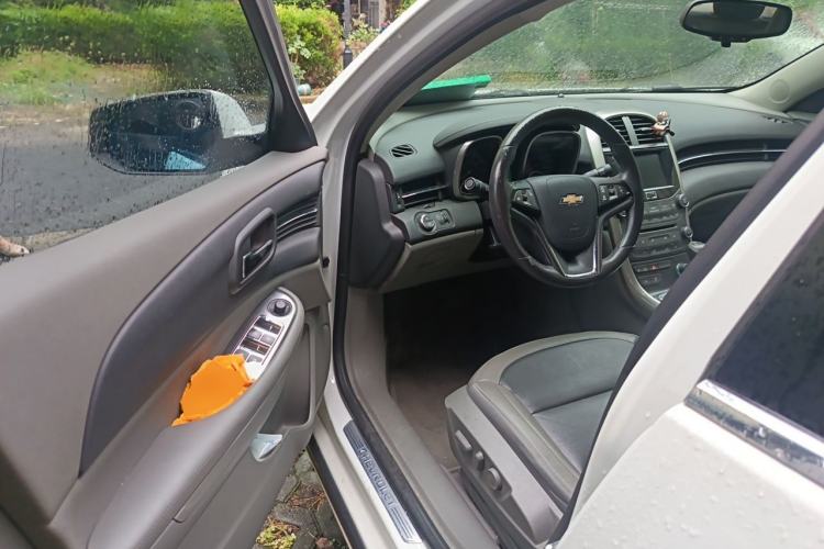 Used Chevrolet Malibu 2014 2.0L Automatic Luxury Edition Driver Seat