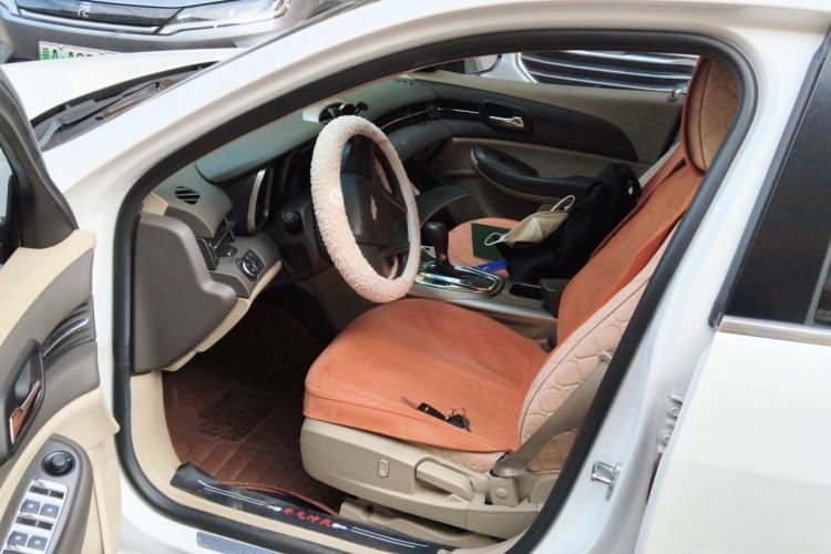 Used Chevrolet Malibu 2014 2.0L Automatic Comfort Edition Driver Seat