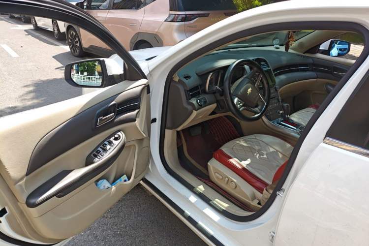 Used Chevrolet Malibu 2014 2.0L Automatic Luxury Edition Driver Seat