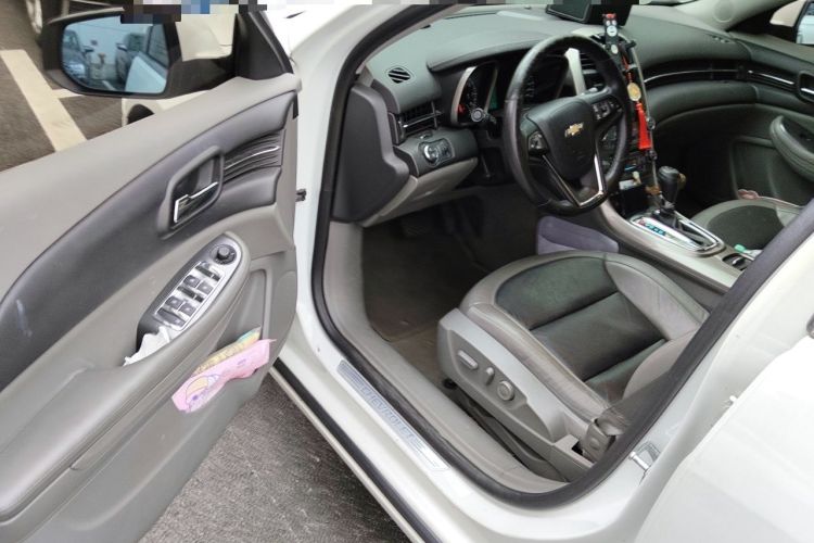 Used Chevrolet Malibu 2014 2.0L Automatic Luxury Edition Driver Seat